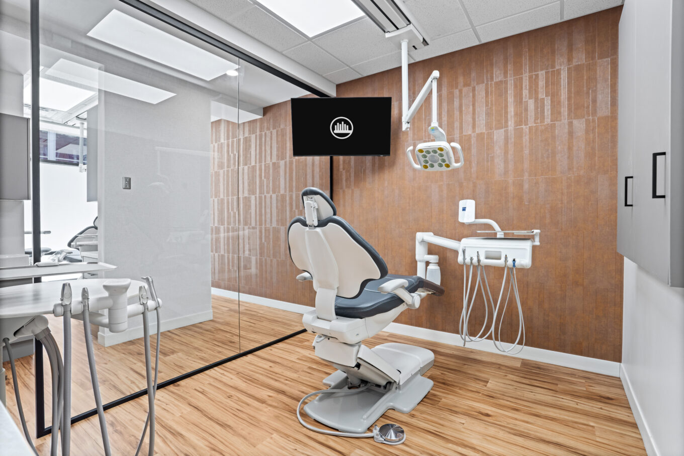 dentist in Lakeview