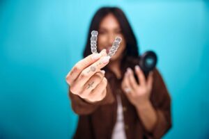 does invisalign fix overbite